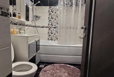 Apartament cu 3 camere decomandat în Central - 3