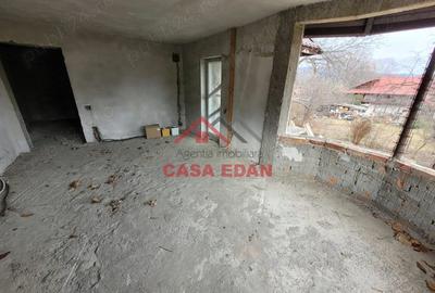 Casă cu 3 camere în Breaza - 14