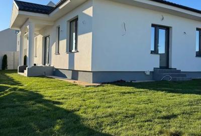 Casă cu 3 camere cu Teren 400 Mp în Galicea Mare - 2