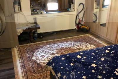 Casă cu 5 camere cu Teren 262 Mp în Central - 2