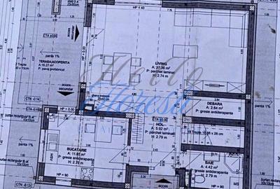 Casă cu 4 camere decomandat în Luna