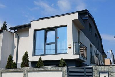 Casă cu 4 camere în Central