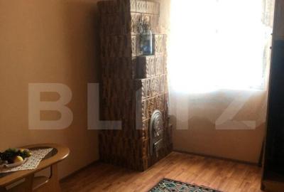 Casă cu 4 camere cu Teren 2906 Mp în Central