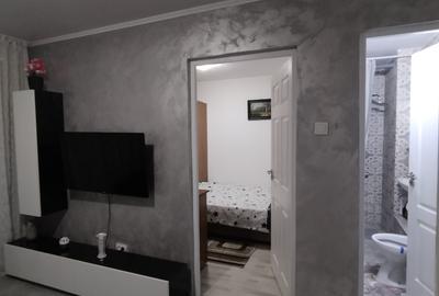 Apartament cu 2 camere semidecomandat, mobilat în Tomis Nord - 3