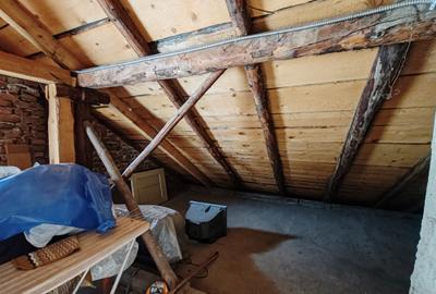 Casă cu 3 camere cu Canalizare în Central - 22