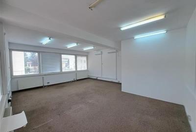Spatiu comercial sau pentru birouri, situat in cartierul Zorilor! - 6