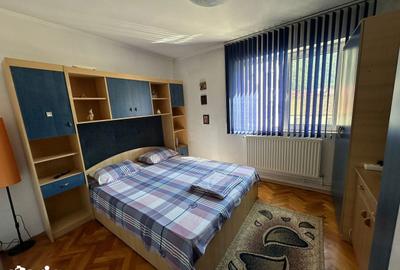 Apartament cu 3 camere semidecomandat în Central - 6