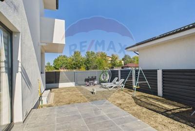 Duplex 85 mp utili, curte 200 mp – vedere la lac și pădure - 2