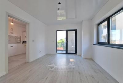 Apartament cu 3 camere semidecomandat în Cug - 3