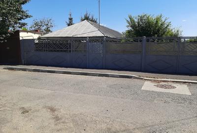 Casă individuală cu 4 camere cu Teren 296 Mp în Nord-Est - 1