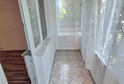 Apartament cu 2 camere semidecomandat în Bârlad - 1