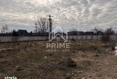 Teren de 1100 mp, în Cetate