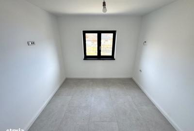 Casă cu 3 camere cu Teren 400 Mp în Tomești - 4