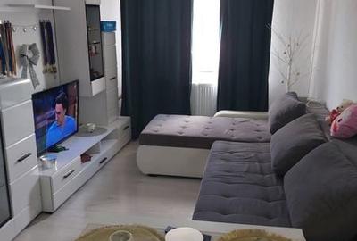 Apartament cu 3 camere în Central - 1