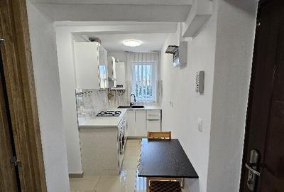 Inchiriez apartament 2 camere Medias, Gloria, total renovat si utilat - 1