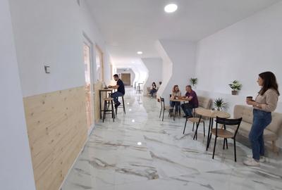 Spațiu comercial, de 500 mp, în Central - 4