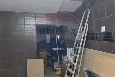 Casa / Vila cu 6 camere de vanzare - 3