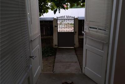 Casă cu 4 camere cu Teren 900 Mp în Nisiporești - 2