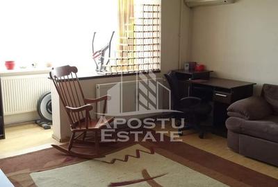 Apartament cu 2 camere decomandat în Badea Cârțan - 3