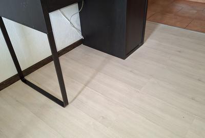 Apartament decomandat în Titan