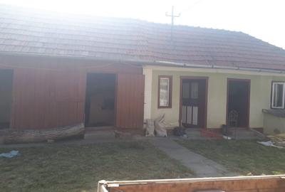 Casă individuală cu 4 camere cu Teren 1708 Mp în Ghirbom - 3