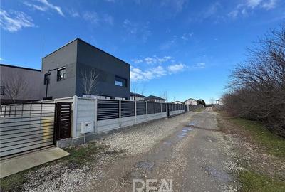 Vila moderna de vanzare - Mogosoaia, 194 mp, 300 mp teren - 2