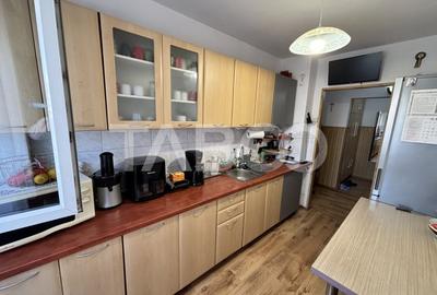 Apartament de vanzare 3 camere 65mp cu pivnita zona Valea Aurie - 14