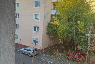 Garsoniera, bloc de apartamente, Zona Girocului - 8