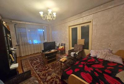 Apartament cu 4 camere decomandat, mobilat în Central - 2