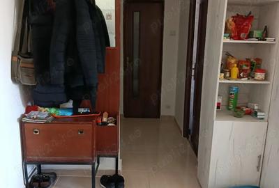 Apartament cu 3 camere semidecomandat în Militari - 2