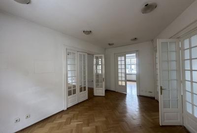 Casă cu 20 camere cu Canalizare în Aviatorilor - 3