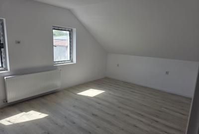 Casă cu 4 camere în Central - 7