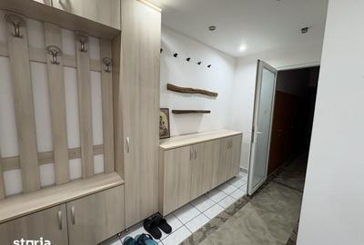 Apartament cu 3 camere decomandat în Nufărul - 15