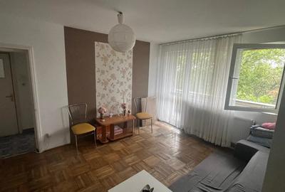 Inchiriez sau vand apartament 2 camere , confort 1 decomandat etaj 6 10. Pret vanzare 47.000 - 1