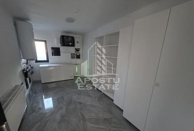 Casa pe parter, individuala de vanzare, 5 camere, 3 bai, Girocului - 8