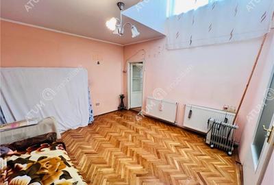 Casă cu 3 camere cu Canalizare în Lupeni - 5