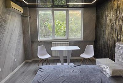 Casă cu 1 camere decomandat cu Canalizare în Țiglina 1 - 2