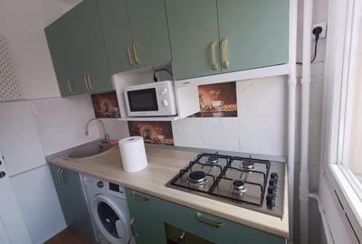 Garsonieră semidecomandată în Apărătorii Patriei - 2