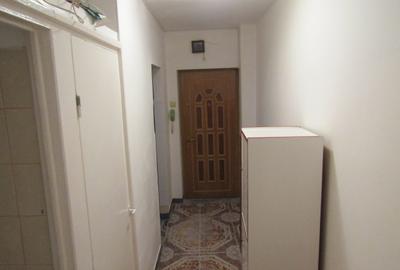 Apartament doua camere, semidecomandate, str. Aleea Petuniei, - 2