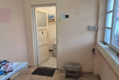 Casă cu 2 camere cu Teren 168 Mp în Central - 2