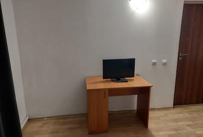 Garsonieră decomandată în Central - 7