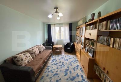 Apartament cu 3 camere, 2 bai, balcon, zona Luica - Berceni