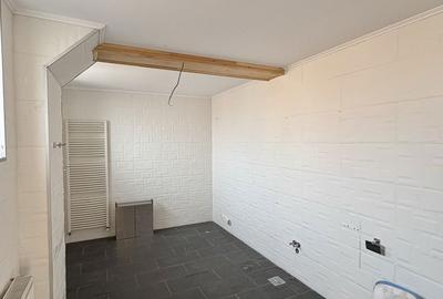 Casă cu 4 camere cu Teren 381 Mp în Prelungirea Ghencea