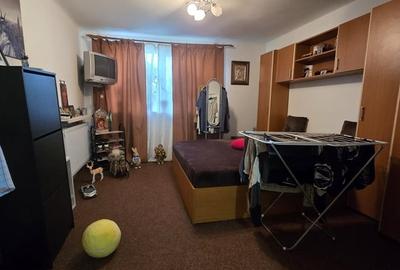 Casă cu 4 camere cu Teren 600 Mp în Berceni - 1