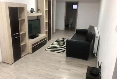 Apartament cu 3 camere decomandat în Central - 2