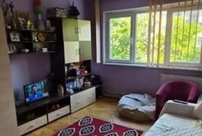 Apartament cu 3 camere semidecomandat în Cetății - 2