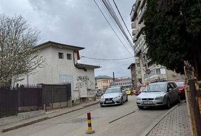 Apartament cu 3 camere decomandat în Semicentral - 1