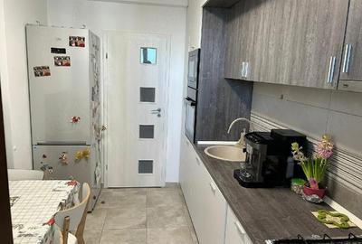 Apartament cu 4 camere decomandat în Central - 3