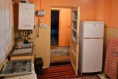 Casa 119 mp pe un teren de 160 mp, toate utilitățile, singur curte - 4