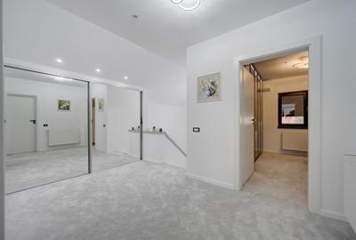 Vila cu piscina - Drumul Taberei - Prelungirea Ghencea - str Maracineni - 10